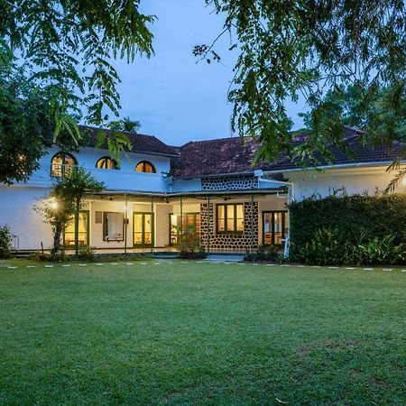 The Sacred Lotus Ayurveda Wellness Retreat Ξενοδοχείο Kochi Εξωτερικό φωτογραφία